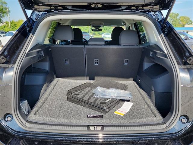 new 2025 Volkswagen Tiguan car, priced at $29,009