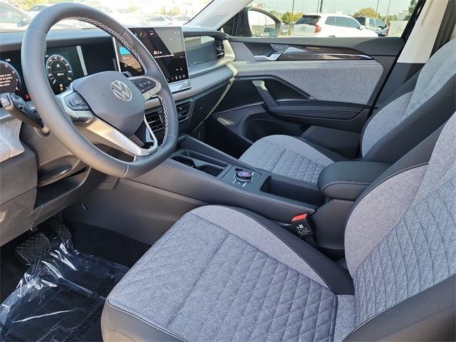 new 2025 Volkswagen Tiguan car, priced at $29,009