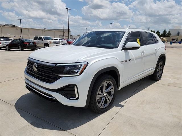 new 2024 Volkswagen Atlas Cross Sport car, priced at $43,896