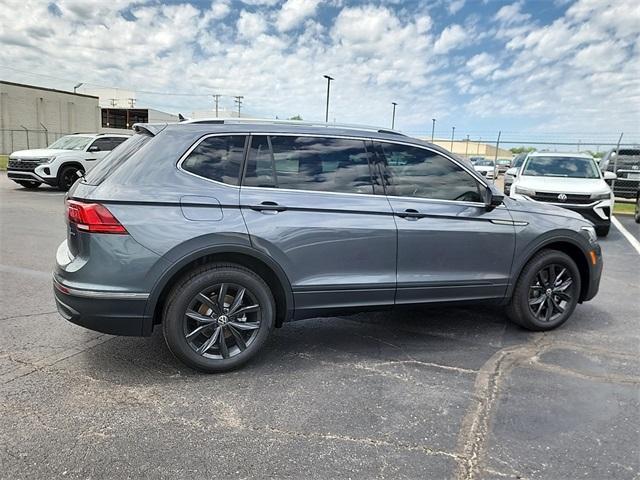 new 2024 Volkswagen Tiguan car, priced at $31,698