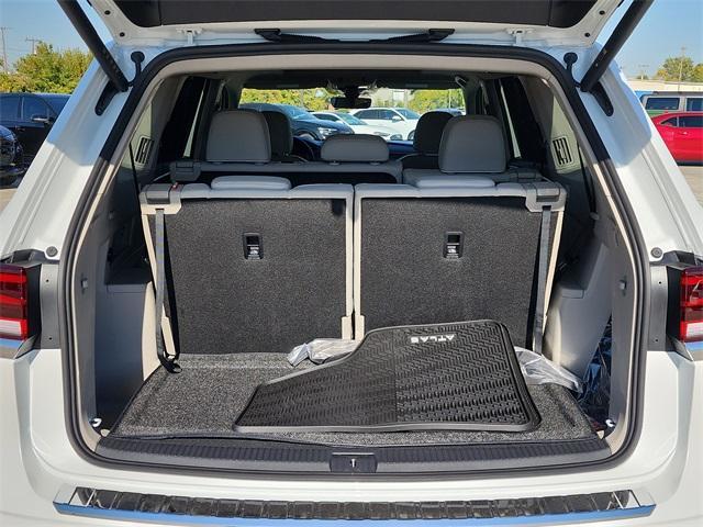 new 2026 Volkswagen Atlas car, priced at $56,091