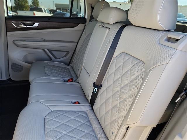 new 2026 Volkswagen Atlas car, priced at $56,091