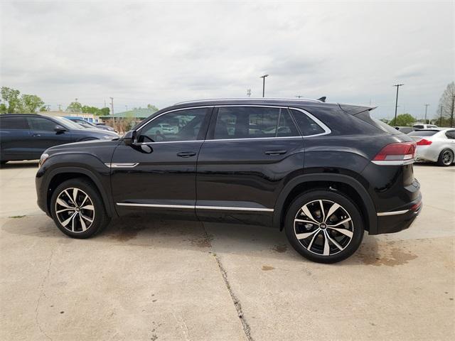new 2025 Volkswagen Atlas Cross Sport car, priced at $51,164