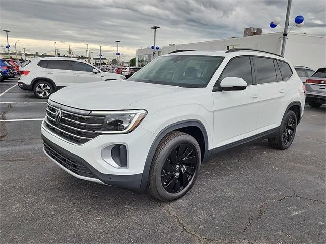 new 2024 Volkswagen Atlas car, priced at $41,395