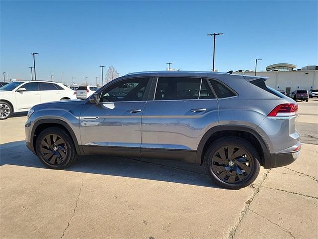 new 2025 Volkswagen Atlas Cross Sport car, priced at $44,103