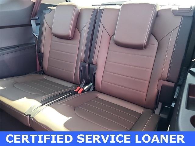 new 2025 Volkswagen Atlas car, priced at $44,572