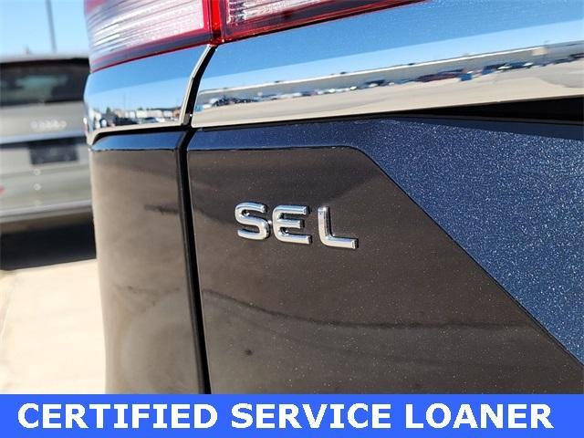 new 2025 Volkswagen Atlas car, priced at $44,572