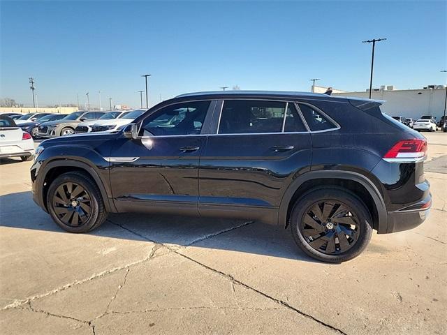 new 2025 Volkswagen Atlas Cross Sport car, priced at $44,103