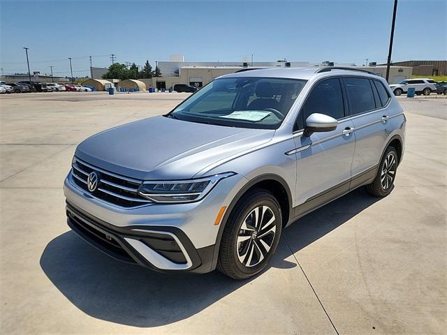 new 2024 Volkswagen Tiguan car, priced at $27,533