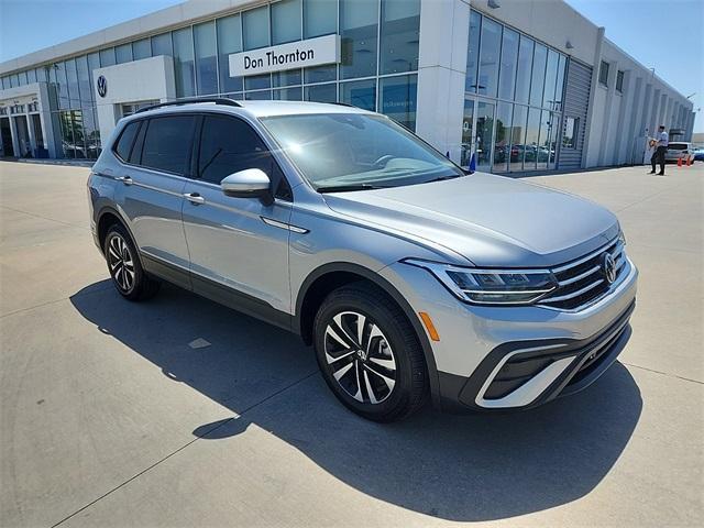 new 2024 Volkswagen Tiguan car, priced at $27,533