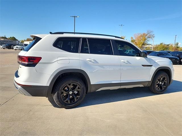 new 2025 Volkswagen Atlas car, priced at $46,259