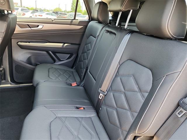 new 2025 Volkswagen Atlas Cross Sport car, priced at $45,026