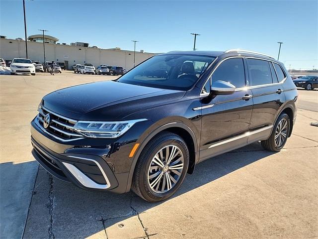 new 2024 Volkswagen Tiguan car, priced at $30,900