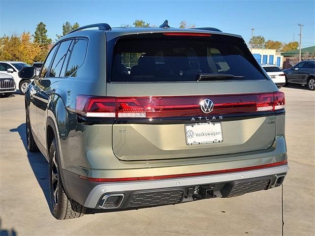 new 2025 Volkswagen Atlas car, priced at $45,404