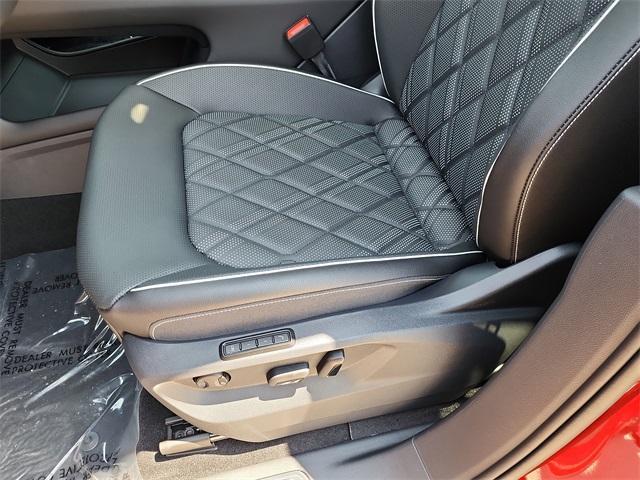 new 2025 Volkswagen Atlas car, priced at $54,946