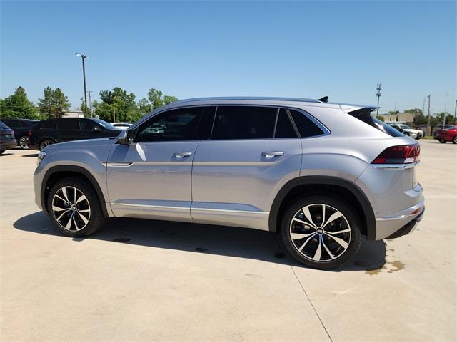 new 2025 Volkswagen Atlas Cross Sport car, priced at $51,664