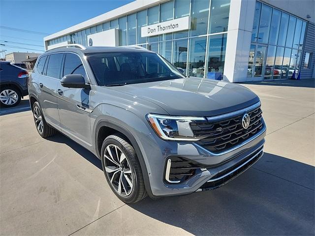 new 2025 Volkswagen Atlas car, priced at $51,848