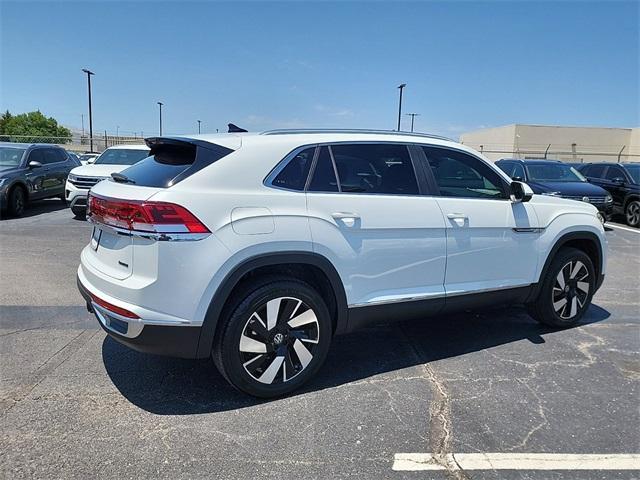 new 2024 Volkswagen Atlas Cross Sport car, priced at $41,405