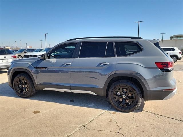 new 2025 Volkswagen Atlas car, priced at $45,841