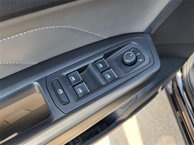 used 2023 Volkswagen Atlas car, priced at $29,130