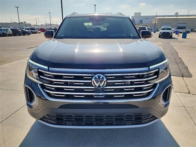 new 2025 Volkswagen Atlas car, priced at $47,072