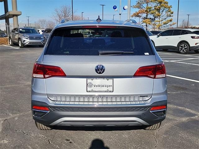 new 2024 Volkswagen Taos car, priced at $30,457