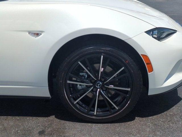 new 2025 Mazda MX-5 Miata RF car, priced at $39,114