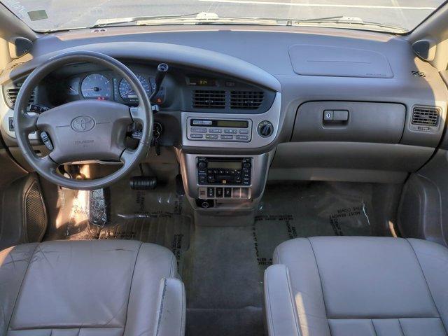 used 2001 Toyota Sienna car, priced at $7,997