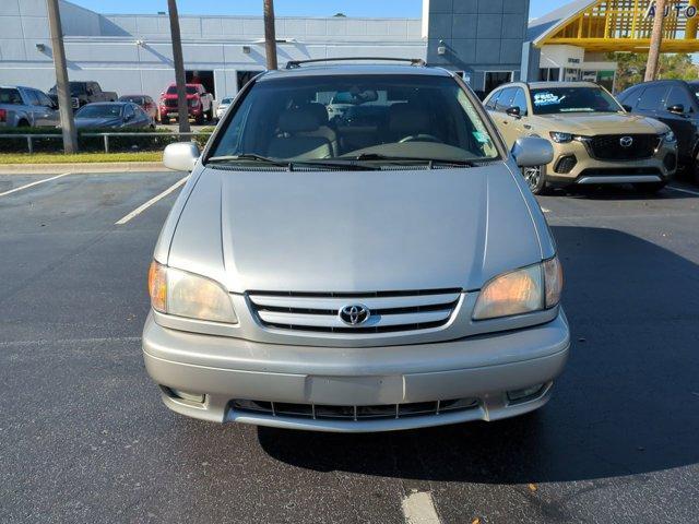 used 2001 Toyota Sienna car, priced at $7,997