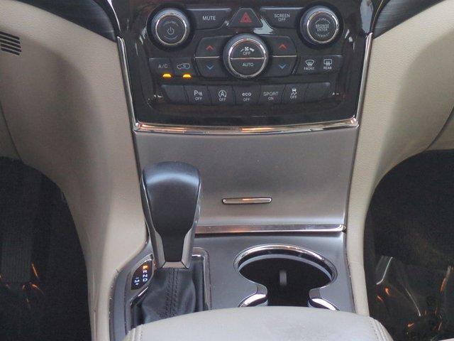 used 2022 Jeep Grand Cherokee WK car, priced at $22,526
