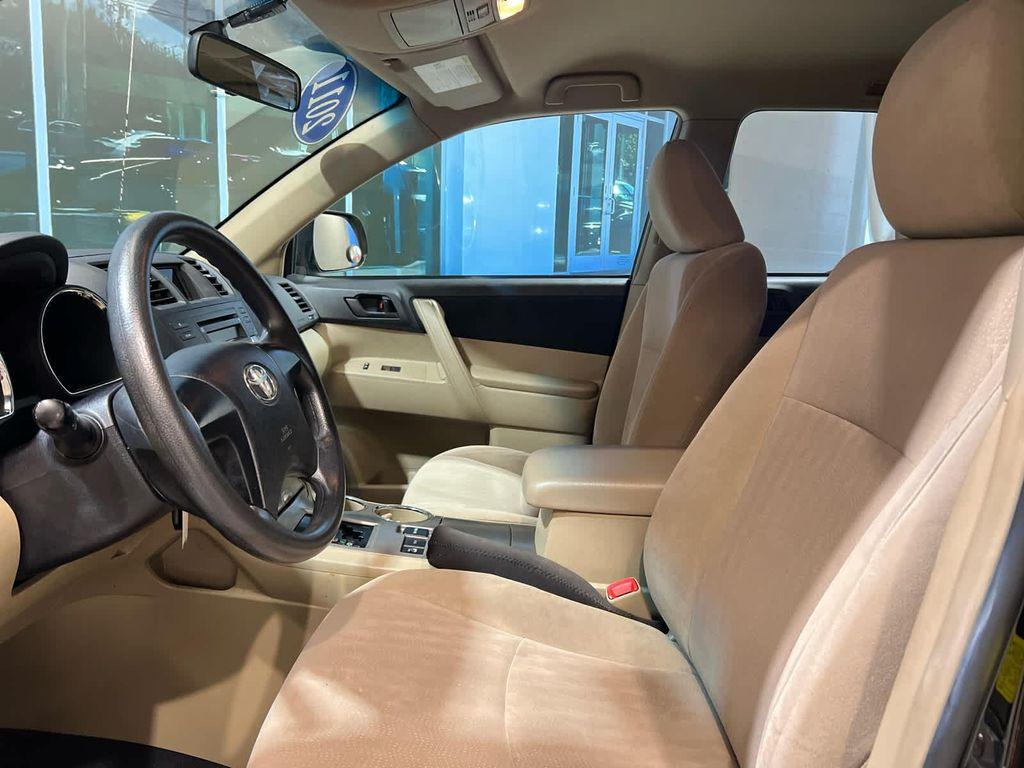 used 2011 Toyota Highlander car, priced at $11,250