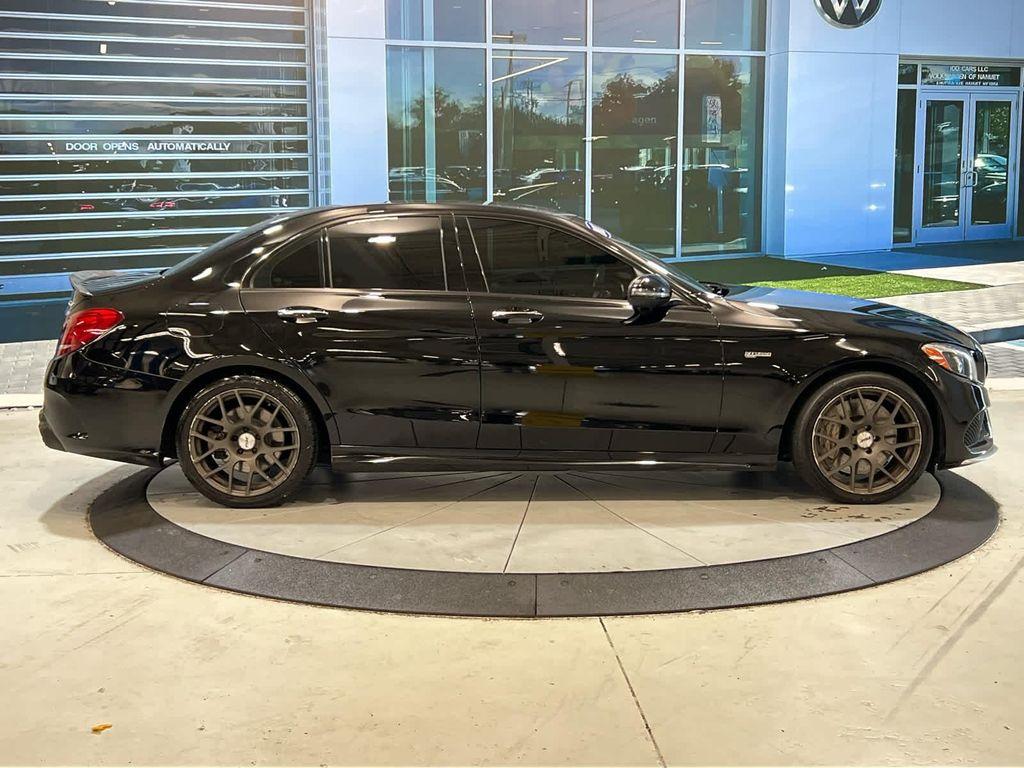 used 2017 Mercedes-Benz AMG C 43 car
