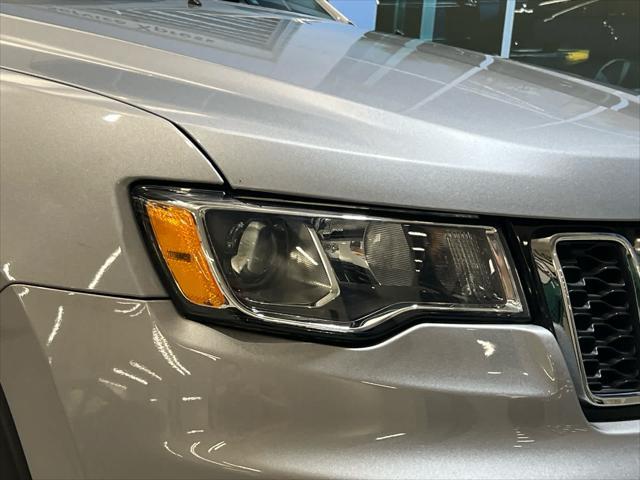 used 2018 Jeep Grand Cherokee car, priced at $20,154