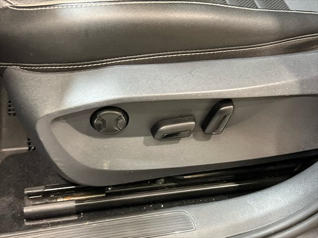 used 2022 Volkswagen Taos car, priced at $23,323