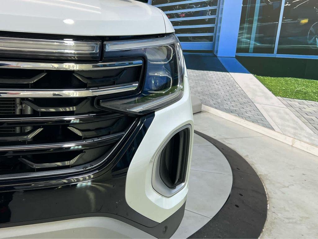used 2025 Volkswagen Atlas car, priced at $44,405