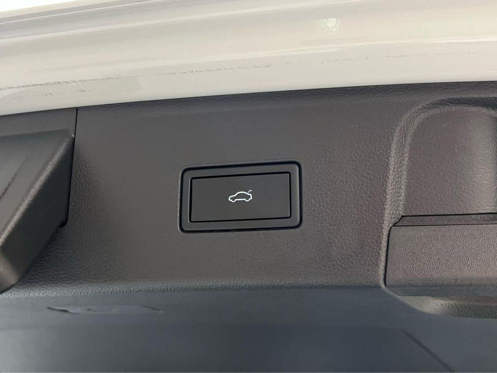 used 2025 Volkswagen Atlas car, priced at $44,405
