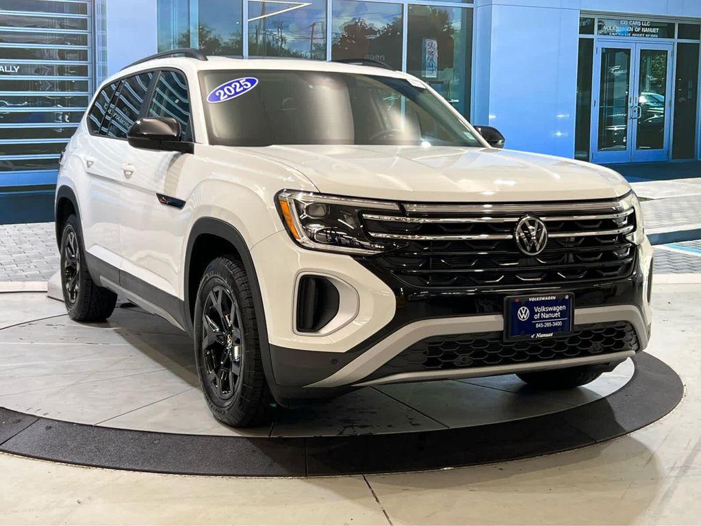 used 2025 Volkswagen Atlas car, priced at $44,405