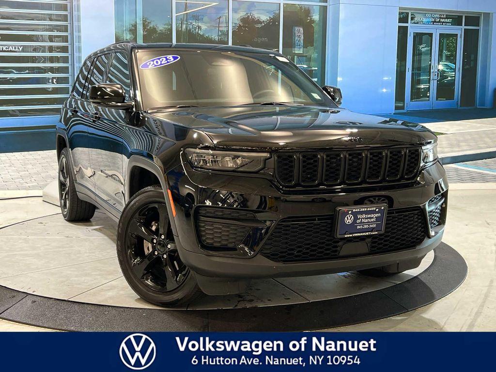 used 2023 Jeep Grand Cherokee car, priced at $33,493