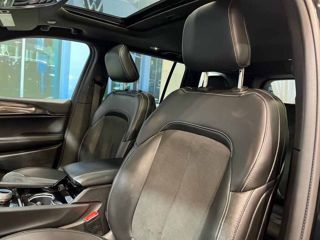 used 2023 Jeep Grand Cherokee car, priced at $33,493