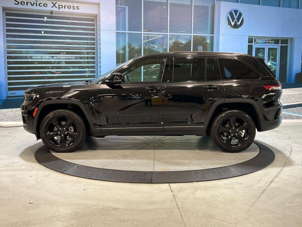 used 2023 Jeep Grand Cherokee car, priced at $33,493