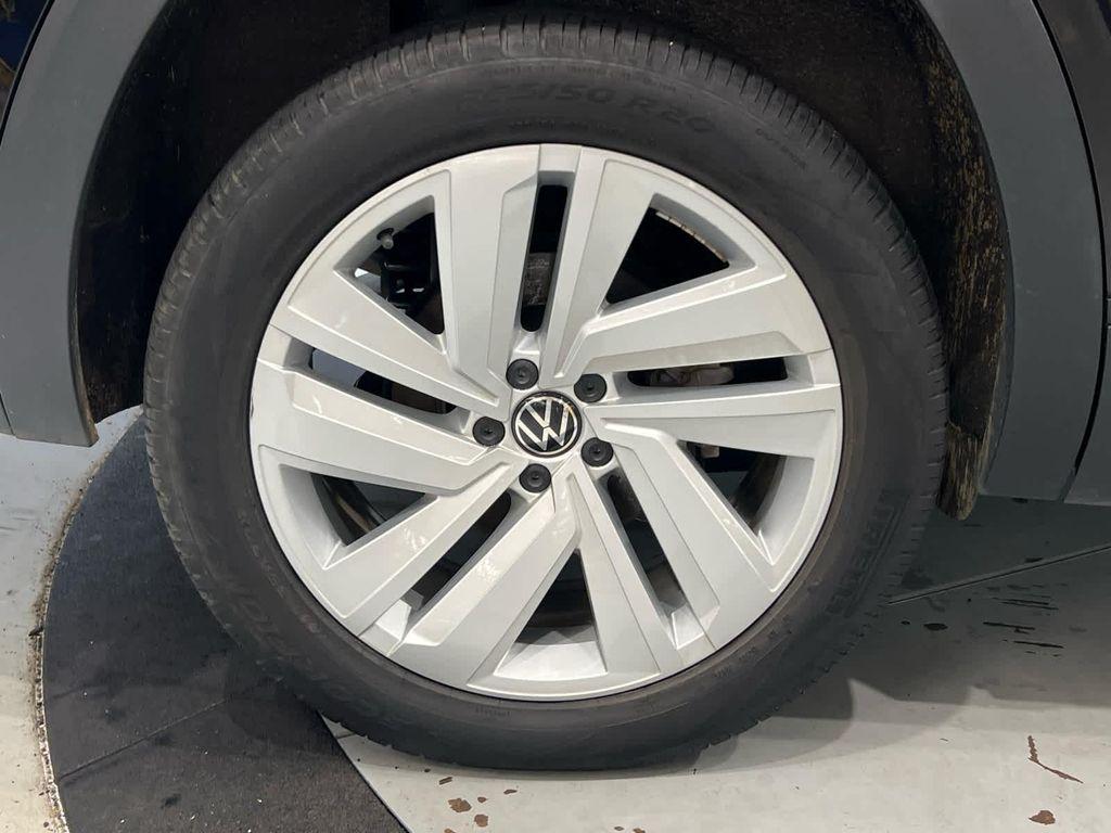 used 2022 Volkswagen Atlas Cross Sport car, priced at $27,070