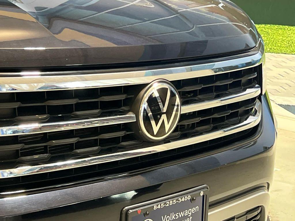 used 2022 Volkswagen Atlas Cross Sport car, priced at $27,070
