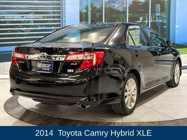 used 2014 Toyota Camry Hybrid car, priced at $8,750