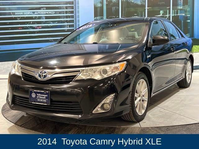 used 2014 Toyota Camry Hybrid car, priced at $8,750