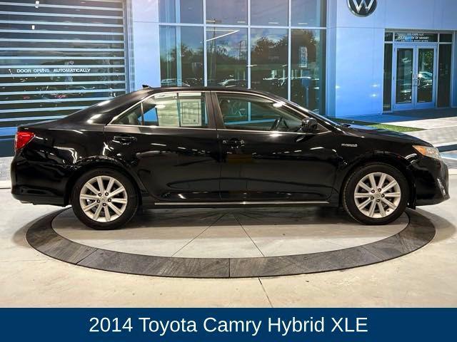 used 2014 Toyota Camry Hybrid car, priced at $8,499