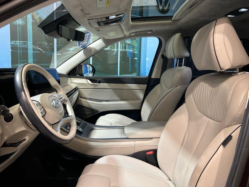 used 2023 Hyundai Palisade car, priced at $32,800