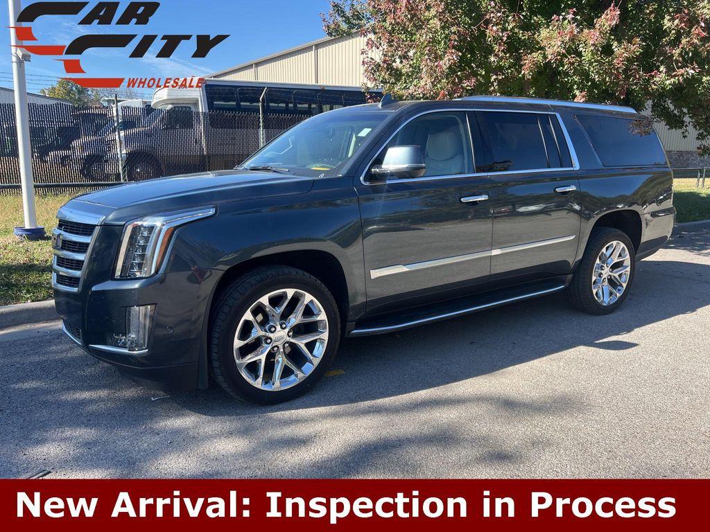 used 2019 Cadillac Escalade ESV car, priced at $30,966