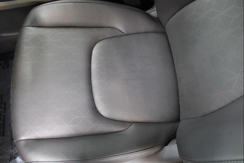 used 2025 Kia Carnival car, priced at $37,486