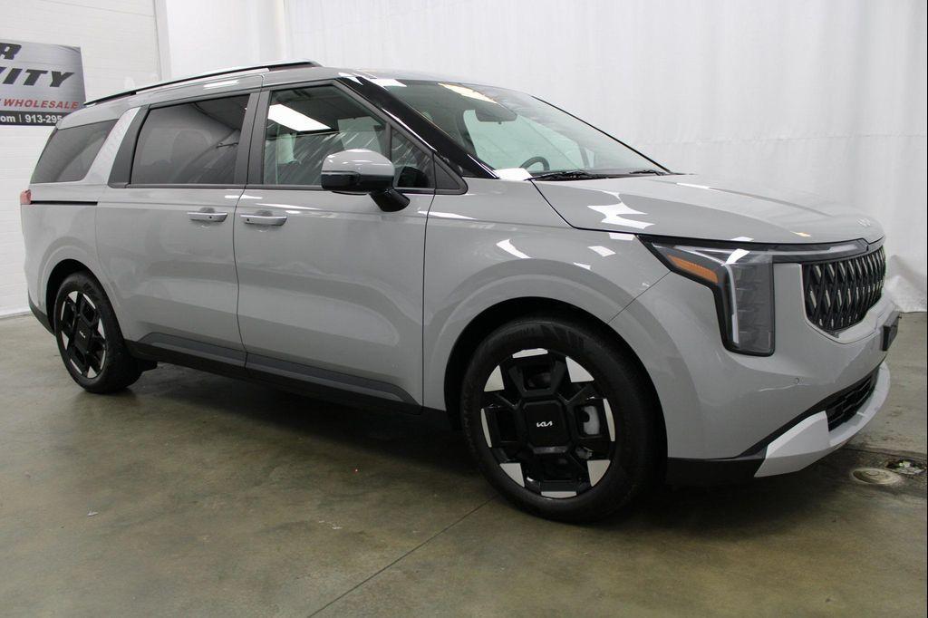 used 2025 Kia Carnival car, priced at $37,486