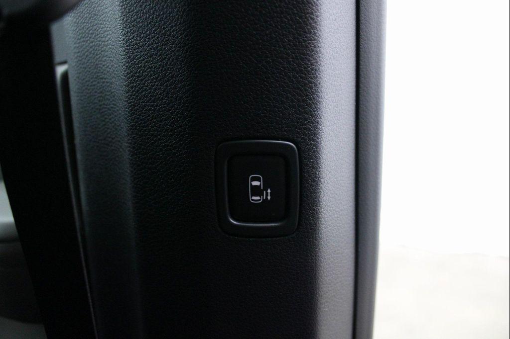 used 2025 Kia Carnival car, priced at $37,486